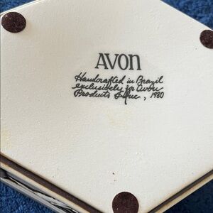 Avon White Ceramic men’s Accent Piece with Brown Trim